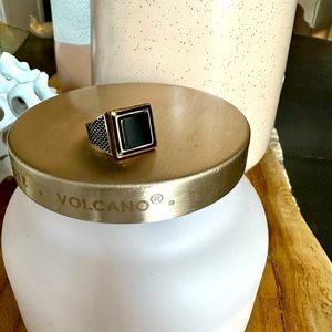 Onyx Uni-Sex ring set in 925 Sterling Silver w/ gold toned halo, size 9.